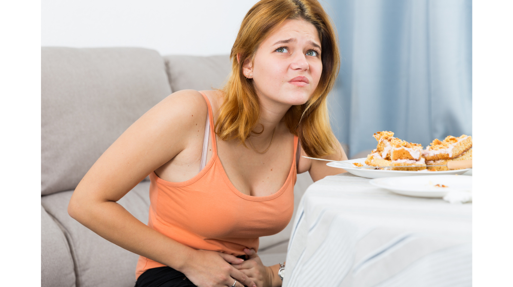 食べ過ぎて気持ち悪い時の対処法や原因を解説！次の日の過ごし方は？