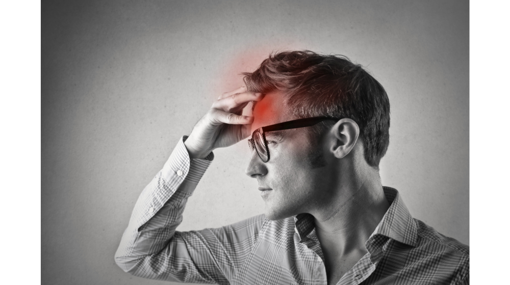 吐き気と頭痛があるのに熱はなし？どんな病気が考えられる？