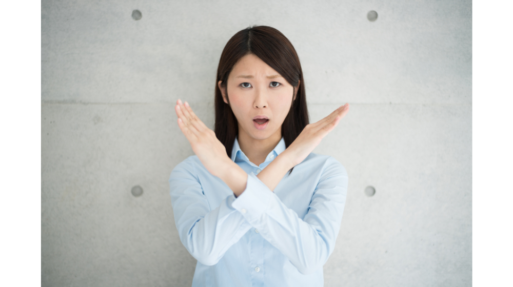 喉に刺さった魚の骨の対処方法や、喉の骨を放置しても大丈夫？病院行くべき？何科？子供は？について解説